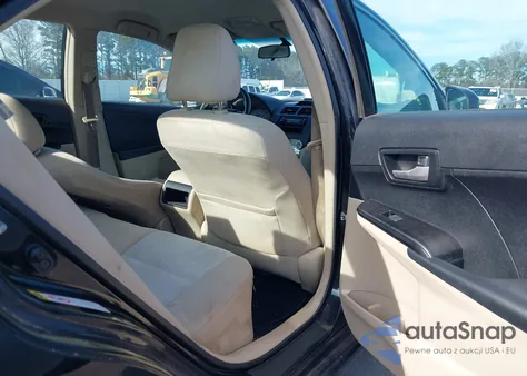 2012 Toyota Camry L z USA, uszkodzony, nr VIN 4T1BF1FKXCU585684